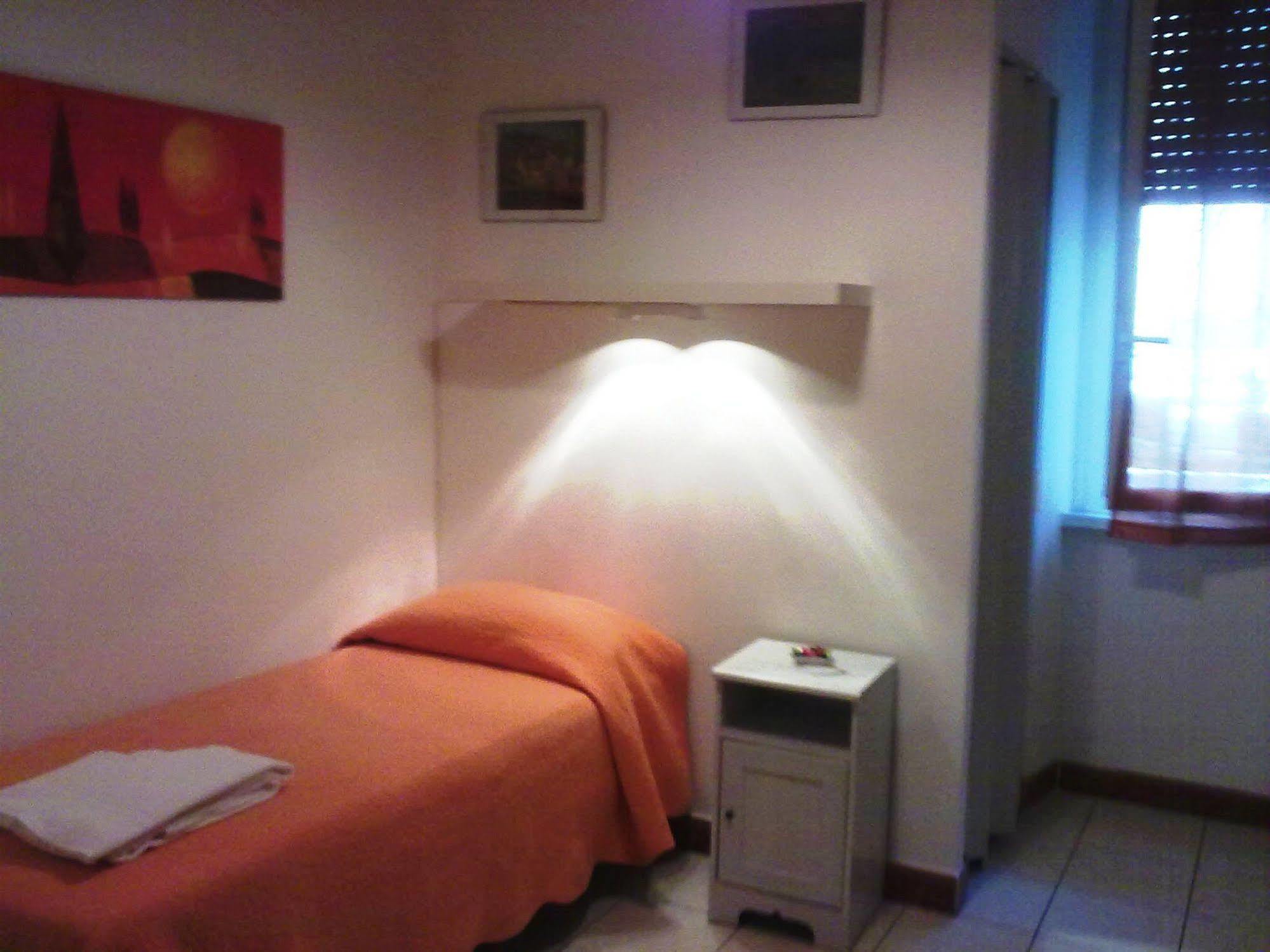 Felicia Rooms Rome Extérieur photo