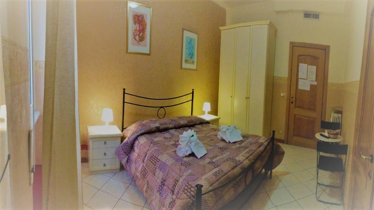 Felicia Rooms Rome Extérieur photo